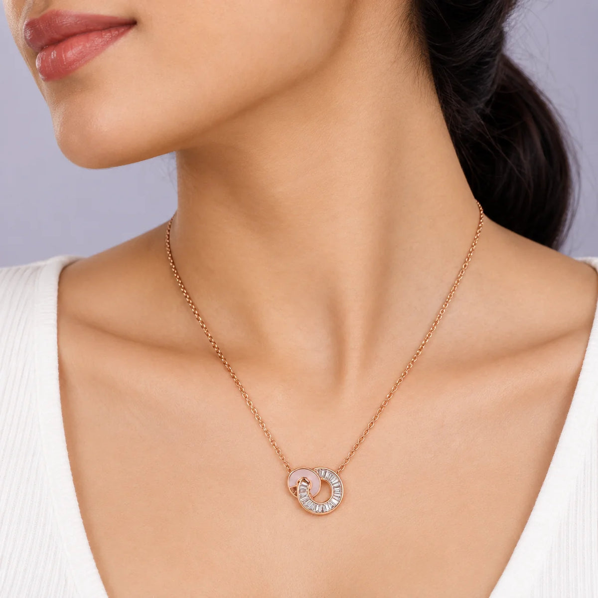 Rose Gold Interlocking Circle Pendant Necklace